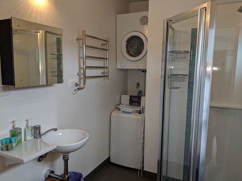 Hanover Bay Apartments - Accommodation Tasmania 3