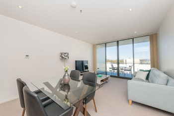 Accommodate Canberra - Manhattan - Accommodation Tasmania 3