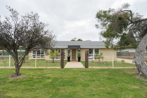 Xanadu Shores - Accommodation Tasmania 1