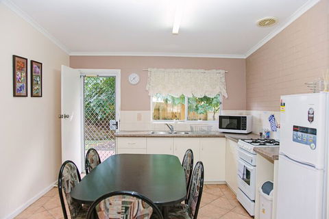 Middleton Mews Unit 7 - Accommodation Tasmania 3