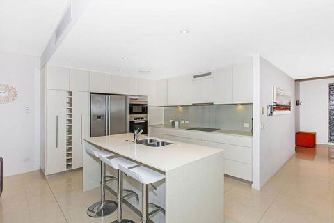 KINGSCLIFF OCEAN FRONT TERRACE 4 - Accommodation Tasmania 4