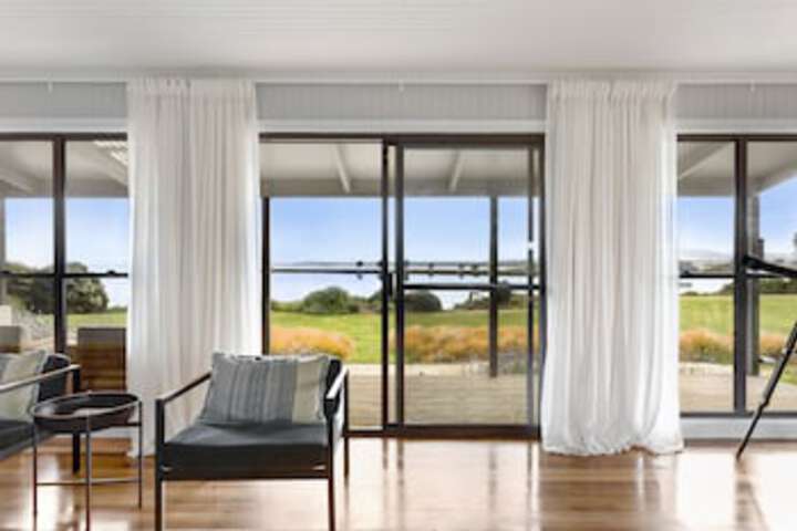 Clarence Point TAS Accommodation Tasmania