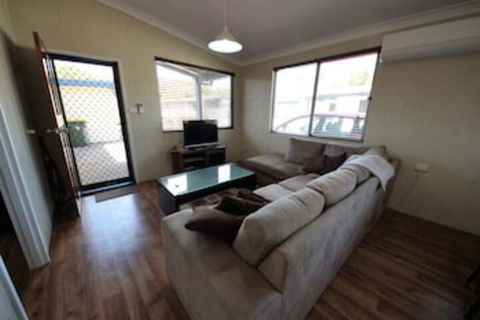 Beach Unit 7 At Hat Head - Accommodation Tasmania 0