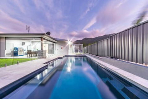 Whitsunday Sands - Cannon Valley - Accommodation Tasmania 0
