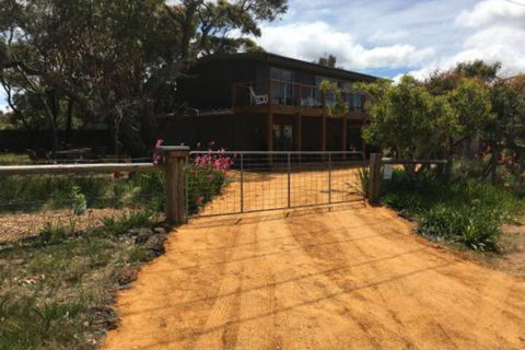 The Anglesea Beach House ADVENTURE RETREAT - Accommodation Tasmania 6