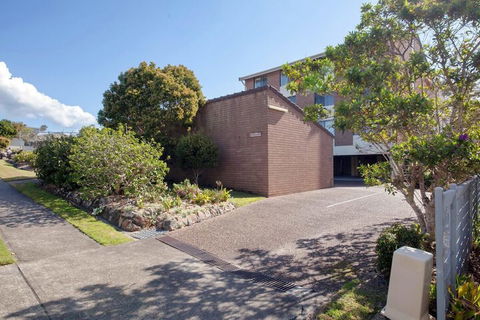 Kamilaroi Unit 6, 58-60 Magnus Street - Accommodation Tasmania 1