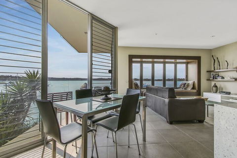 A Window On The Bay - Accommodation Tasmania 5