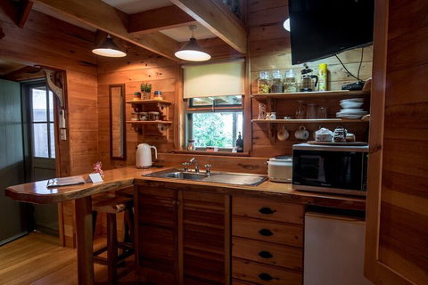 Guide Falls Cottage - Accommodation Tasmania 7
