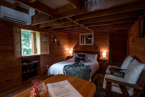 Guide Falls Cottage - Accommodation Tasmania 5