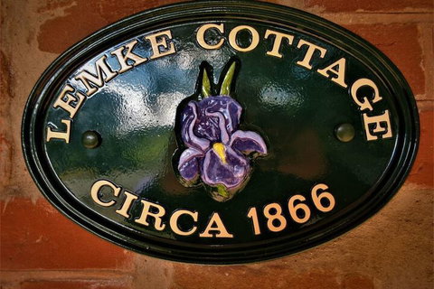 Lemke Cottage Moculta - Accommodation Tasmania 1