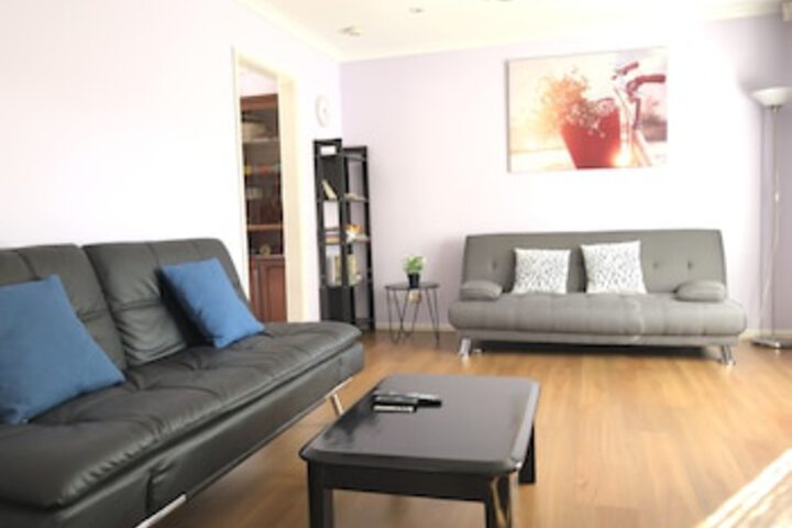 Scullin ACT Accommodation Tasmania