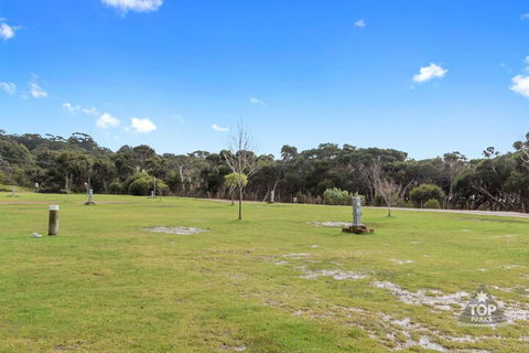 Rest Point Holiday Village - Accommodation Tasmania 1