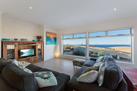 Fleurieu Coastal Retreat Lot 150 Myponga Beach Road - Accommodation Tasmania 5