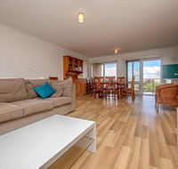 Ocean Avenue 55 - Accommodation Tasmania