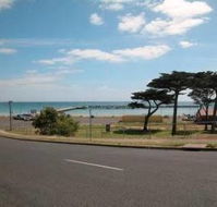 Portarlington Holiday Units  Pool - Accommodation Tasmania