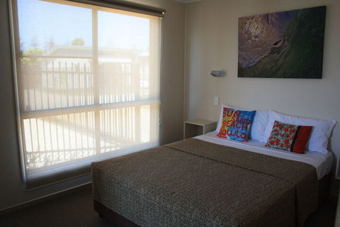 The Bowlo Holiday Cabins - Accommodation Tasmania 4