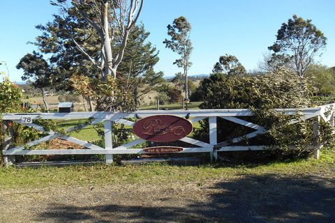 Pindari House - Accommodation Tasmania 2