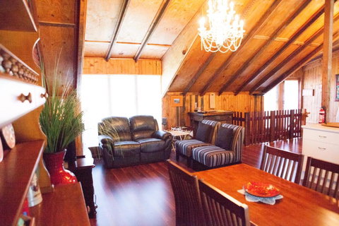 Barossa Barn Bed & Breakfast - Accommodation Tasmania 4