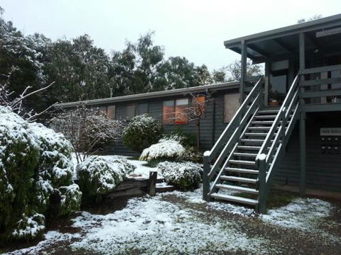 Alps Lodge - Accommodation Tasmania 2