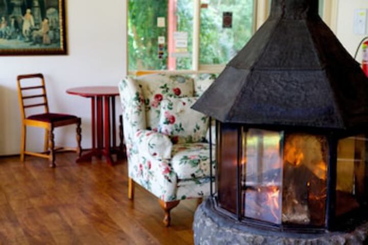 Mount Toolebewong VIC Accommodation Tasmania