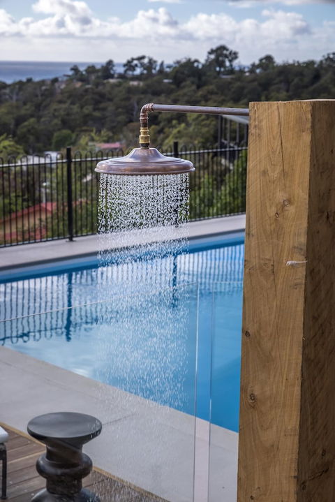 Hillcrest Merimbula - Accommodation Tasmania 3
