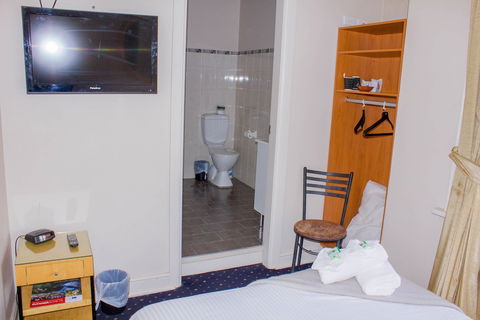 Gardners Inn Hotel - Accommodation Tasmania 6