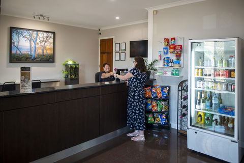 Highlander Motor Inn & Apartments - Accommodation Tasmania 4