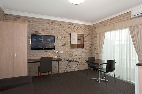 Highlander Motor Inn & Apartments - Accommodation Tasmania 5
