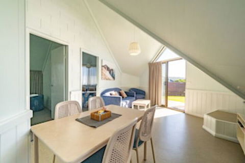 Beach Cabins Merimbula - Accommodation Tasmania 0