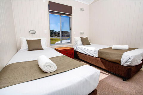 Reflections Holiday Parks Shaws Bay - Accommodation Tasmania 6