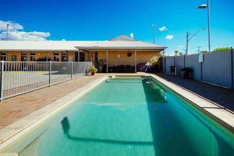 Club Motor Inn - Accommodation Tasmania 5