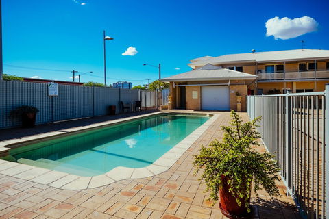 Club Motor Inn - Accommodation Tasmania 3