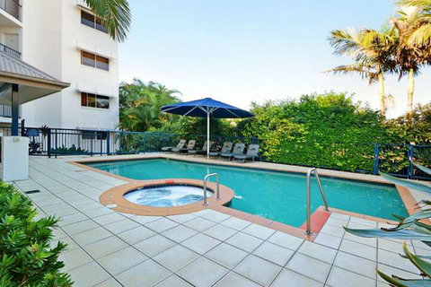 Raffles Mooloolaba - Accommodation Tasmania 1