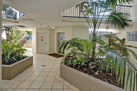 Raffles Mooloolaba - Accommodation Tasmania 2
