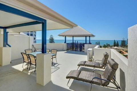 Raffles Mooloolaba - Accommodation Tasmania 7