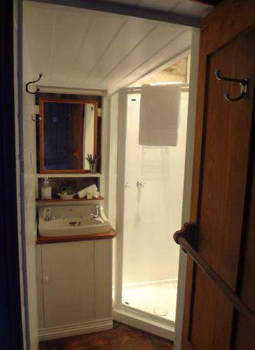 Orfords Sanda House B & B - Accommodation Tasmania 4