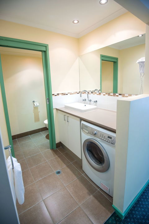 Tuscany Apartments - Accommodation Tasmania 1
