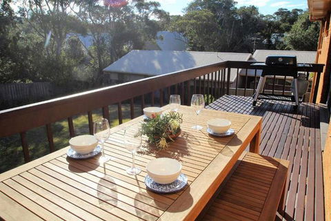 BARRELS At BOOMERANG - Accommodation Tasmania 7