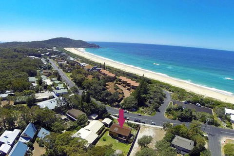BARRELS At BOOMERANG - Accommodation Tasmania 4