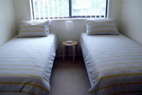 BARRELS At BOOMERANG - Accommodation Tasmania 3