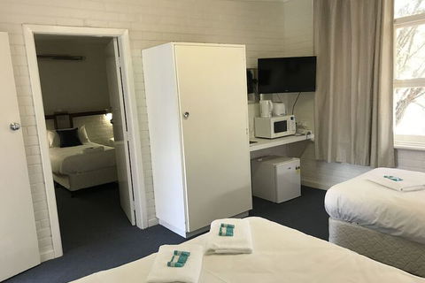 Walpole Hotel Motel - Accommodation Tasmania 3