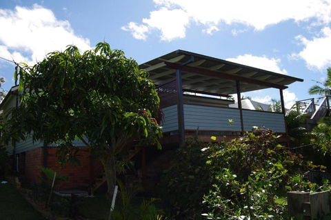 Good Vibes 18 East Street - Accommodation Tasmania 3