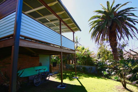 Good Vibes 18 East Street - Accommodation Tasmania 5