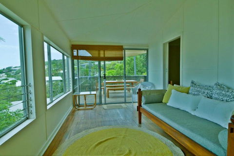 Rosemaree 24 East Street - Accommodation Tasmania 5
