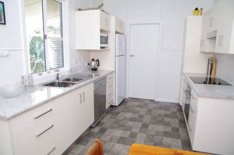 Fleur Cottage 7 Willow Street - Accommodation Tasmania 2