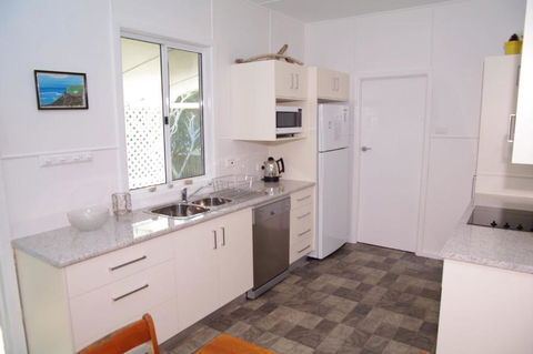 Fleur Cottage 7 Willow Street - Accommodation Tasmania 6