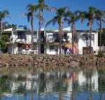 Beachfront 3 25 Willow Street - Accommodation Tasmania