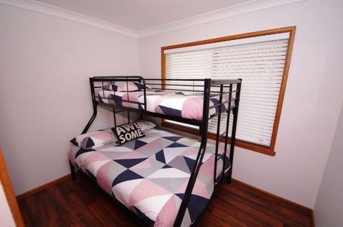 Breakaway 11 Scott Street - Accommodation Tasmania 3