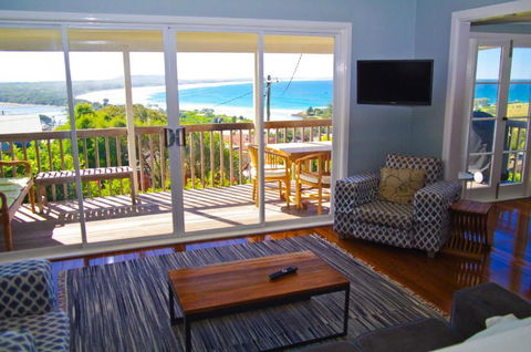 Awesome View 4 View Street - Accommodation Tasmania 5