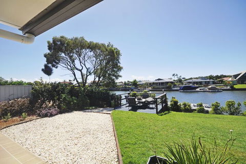Bribie Island Canal Holiday Destination - Accommodation Tasmania 1